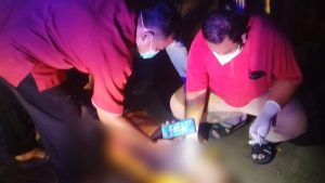Dikira Orang Tidur, Ternyata Mayat Tergeletak Dipinggir Jalan Desa