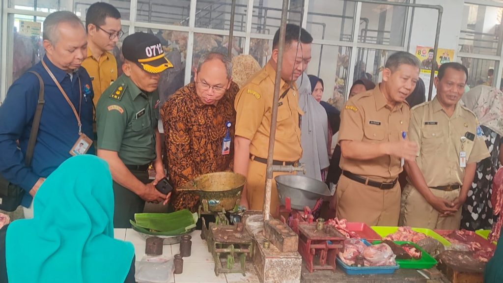 Harga Beras Turun, Harga Cabai dan Bawang Merah Kompak Naik