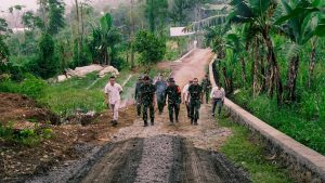 Tim Waslakgiat TMMD Cek Pelaksanaan Kegiatan di Desa Penakir