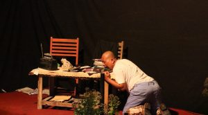 Ada Monolog Anjing, Tuan dan Pecundang di Kampung Seni Tegal.