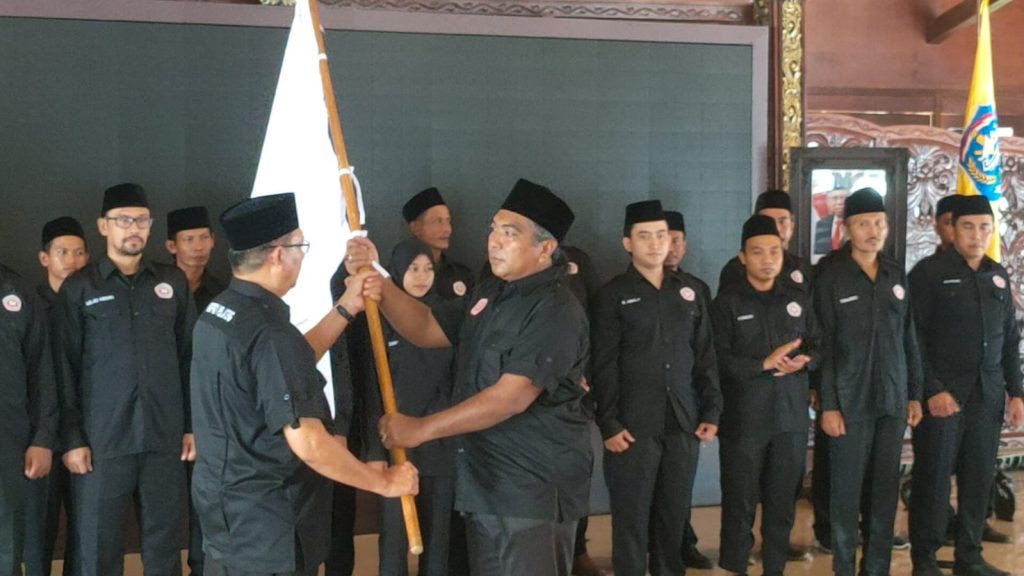 Resmi Dilantik Ketua IPSI, Edy Suripno Gelorakan Semangat Gotong Royong Menjaga Warisan Budaya Leluhur