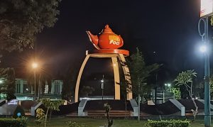 Sejarah Tugu Poci Slawi, Simbol Kejayaan Pabrik Teh di Kabupaten Tegal.