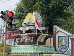 Monumen Patung Tahu Aci Slawi Kabupaten Tegal, Ikonik Yang Terlupakan