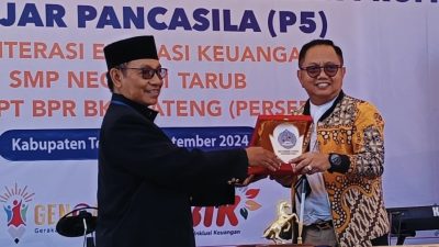 Antisipasi Judi Online di Pelajar, BKK Jateng Gelar Literasi Keuangan di SMP 1 Tarub
