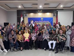 Dinsos PPKB Gelar Sekolah Perempuan Sekoper Permata Angkatan II