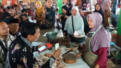 11 Pasar di Brebes Terapkan E-Retribusi, Tekan Kebocoran PAD
