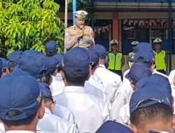 Ajak Pelajar Disiplin Berlalu Lintas