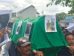 Masa Tenang Pilkada, Ribuan Warga Demo Desak Komisioner KPU Brebes Mundur