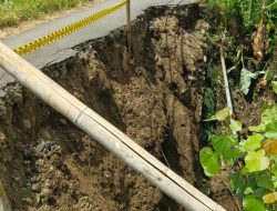 Talud Jembatan Adisana-Langkap Longsor, Warga Diimbau Gunakan Jalur Alternatif