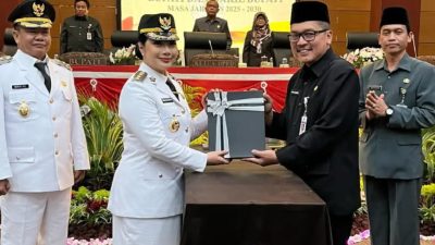 Sertijab di DPRD, Ini Pesan Bupati Brebes