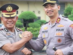 Kompol Aris Raih Pangkat Pengabdian