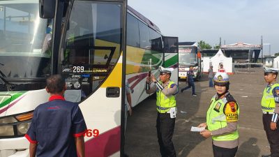 Ramp Check di Terminal Dukuhsalam, Delapan Bus Dinyatakan Layak Jalan