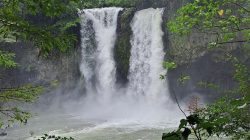 Wisata Nyaman Keluarga di Pantura, Curug Bengkawah Cocok Buat Healing