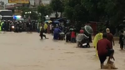 Jalur Mudik Tegal-Purwokerto Diterjang Banjir Bandang, Lalu Lintas Dialihkan ke Pemalang