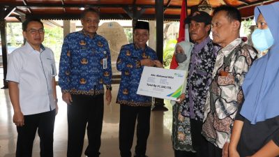 Program 100 Hari Kerja Bupati, Ketua RT dan RW di Brebes Dilindungi BPJS Ketenagakerjaan