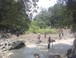 Jelajah Hutan Karnivora di Bumiayu, Peserta Kunjungi Lokasi Fosil Harimau Purba