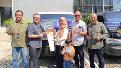 BRI Cabang Bumiayu Serahkan Dua Mobil Pemenang Grand Prize Simpedes