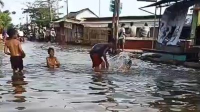 Pemkab Brebes Diminta Segera Tangani Banjir Rob di Losari