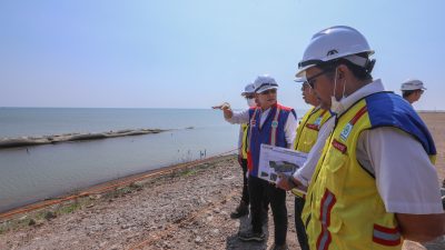 Proyek Terintegrasi Giant Sea Wall dan Tol Kaligawe-Sayung Rp 10,9 T untuk Atasi Banjir Rob di Semarang dan Demak