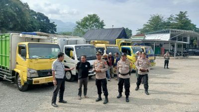 Tolak Aturan ODOL, Ratusan Sopir Brebes Selatan Gelar Aksi Geruduk Kantor DPRD Banyumas