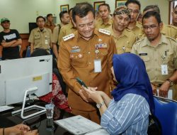 Ahmad Luthfi Minta Bupati dan Wali Kota Siapkan Skema Gratiskan SD-SMP Swasta