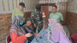 Warga Kelurahan Bandung Bersihkan Sungai dan Jaga Kesehatan Bersama