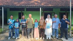 Perhutani dan YKP3JS Serahkan Bantuan Biaya Pendidikan Bagi Anak Berprestasi