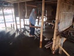 Diterjang Gelombang Tinggi, Puluhan Warung di Parin Brebes Rusak