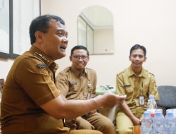 Infrastruktur Jalan Baru 6 Persen Dikerjakan, Gubernur Ahmad Luthfi Sidak Kantor DPU Solo