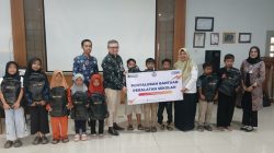 BRI Bumiayu Serahkan Bantuan Peralatan Sekolah untuk Siswa SDN 2 Pamijen
