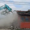 23 Bangunan Liar di Kertasari Tegal Dirobohkan, 1 Warung Diberikan Waktu Mengosongkan Bangunan
