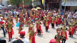 Karnaval HUT ke 80 RI di Bumiayu Brebes Meriah, Ribuan Warga Tumpah Ruah di Jalanan
