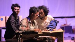 Teater Jaten Batang Suguhkan Pementasan ‘Leng’