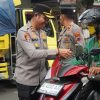 Gencarkan Semangat Nasionalisme, Polres Tegal Bagi 100 Bendera Merah Putih