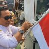 Camat dan Wakapolres Turun Tangan Pasang Bendera Merah Putih