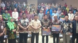Rata-rata Lama Sekolah di Kabupaten Tegal 7,36 Tahun, Bupati Ischak Launching Beasiswa Satu Desa Satu Sarjana