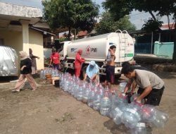 Bantuan Air Terus Mengalir dari Berbagai Organisasi dan Masyarakat