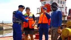 Hendak Melaut, Kapal Ikan Dihentikan Satpolairud