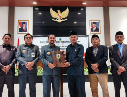 Bupati Anom Sampaikan Hasil Evaluasi Gubernur Terhadap Raperda Tentang Perubahan APBD