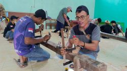 30 Warga Desa Kalierang Brebes Ikuti Pelatihan Pertukangan Furniture, Dapat Peralatan dan Uang Saku