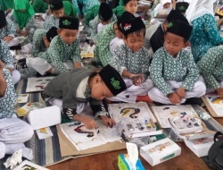 Ribuan Siswa TK Membatik Bersama Bunda PAUD Kabupaten Tegal