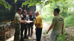 Satpol PP Kabupaten Tegal Bongkar Lapak Judi di Kaligayam Tegal