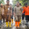 Gubernur Ahmad Luthfi Tinjau Korban Banjir di Genuk, Pastikan Bantuan Tersalurkan Tepat