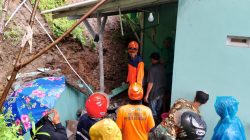 Hujan Deras Picu Longsor di Sirampog Brebes, Rumah Warga Rusak Tertimpa Tanah