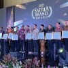 Bupati Paramitha Raih Penghargaan Satria Leader Award 2025