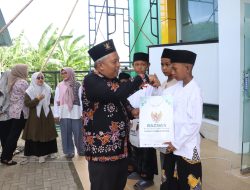 Puluhan Anak Sunat Massal di HUT Rumah Sehat Baznas Brebes