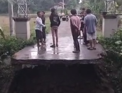 Remaja Tewas Terperosok Jembatan Ambruk di Bantarkawung, Dua Temannya Luka-luka