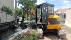 Tindak Lanjut Monitoring Wali Kota, DPUPR Mulai Keruk Saluran Tersier Muarareja