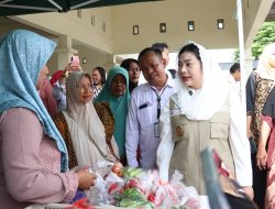 Gerakan Pangan Murah Jelang Nataru di Brebes Diserbu Warga