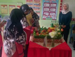 Unik, Lomba Tumpeng di Milad Ke 25 MI Luqman Al Hakim Slawi